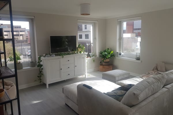 House sit in Glasgow, United Kingdom