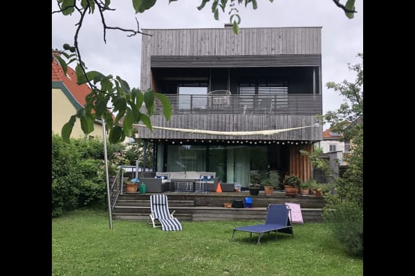 House sit in Vienna, Austria