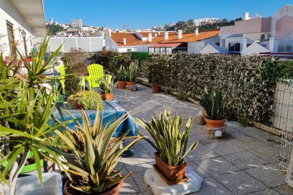 House sit in Nazaré, Portugal