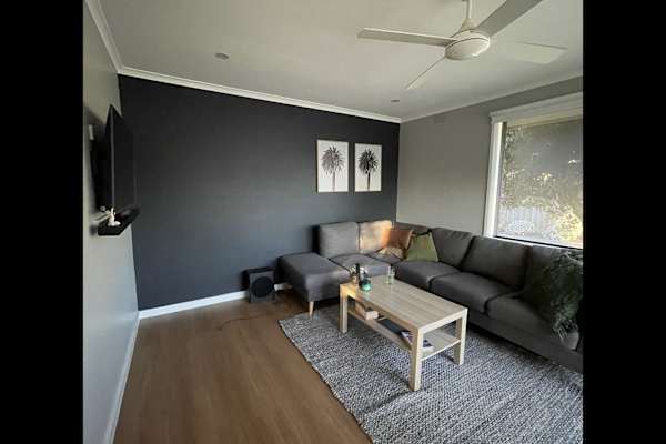 House sit in Melbourne, VIC, Australia