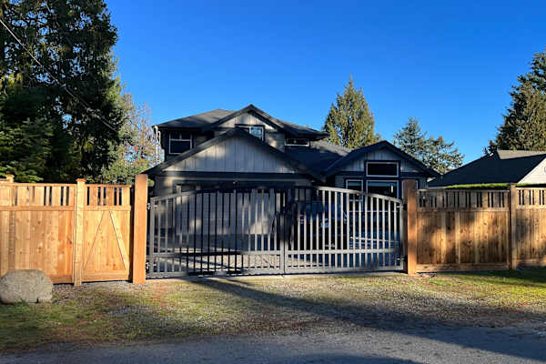 House sit in Parksville, BC, Canada