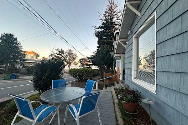 House sit in Santa Cruz, CA, US