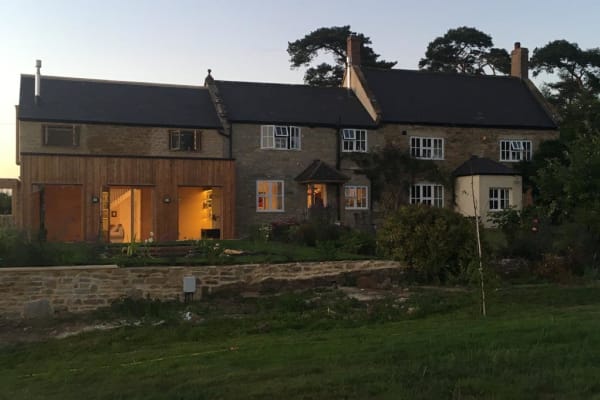 House sit in Sherborne, United Kingdom