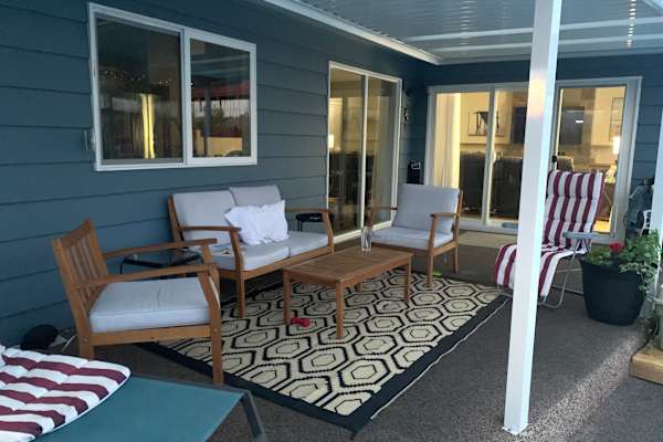 House sit in Penticton, BC, Canada