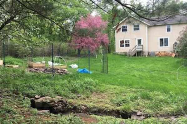 House sit in North Freedom, WI, US