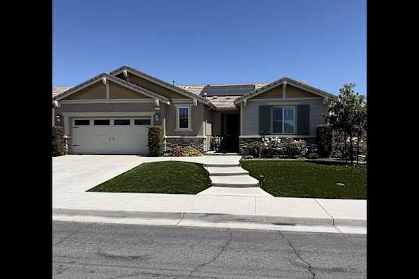 House sit in Menifee, CA, US