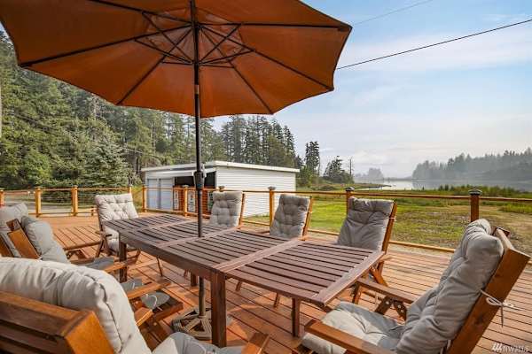 House sit in Bremerton, WA, US