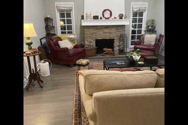 House sit in Los Angeles, CA, US