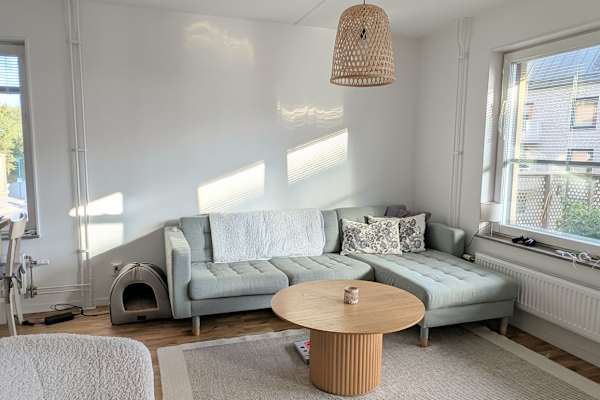 House sit in Knivsta, Sweden