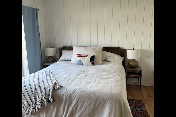House sit in Ventura, CA, US