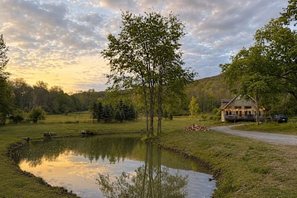 House sit in Davis, West Virginia, US