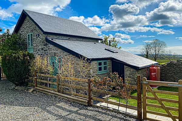 House sit in Aberystwyth, United Kingdom