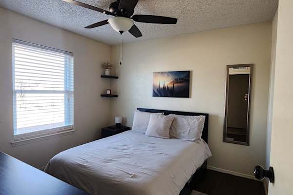 House sit in El Paso, TX, US