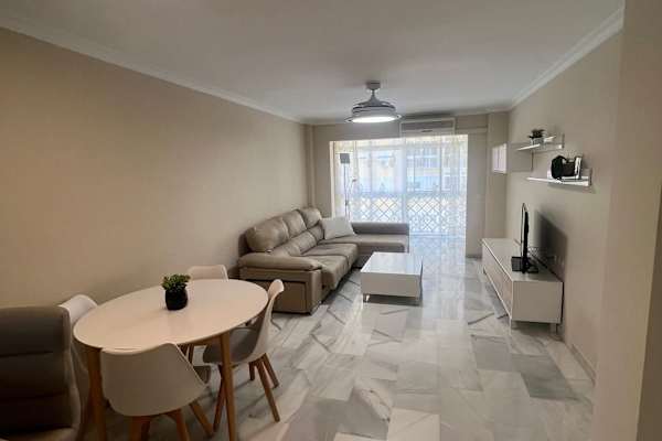 House sit in Málaga, Spain