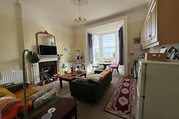 House sit in Dún Laoghaire, Ireland