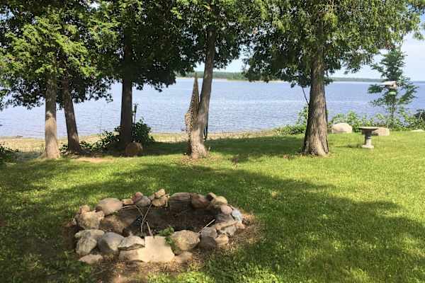 House sit in Pembroke, ON, Canada