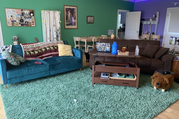 House sit in Myersville, MD, US