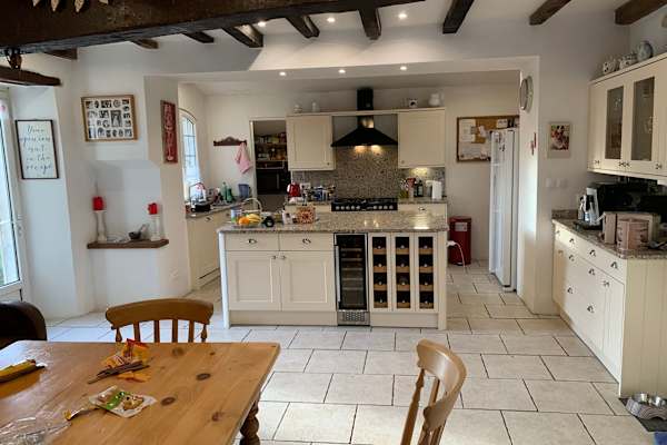 House sit in Bergerac, France