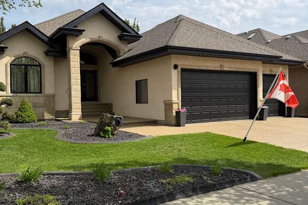 House sit in St. Albert, AB, Canada