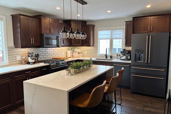 House sit in Saskatoon, SK, Canada