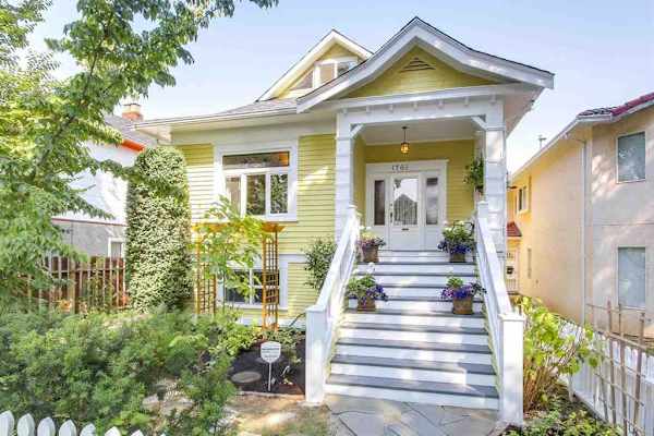 House sit in Vancouver, BC, Canada