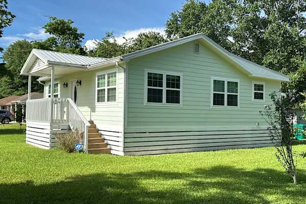 House sit in Gulfport, MS, US