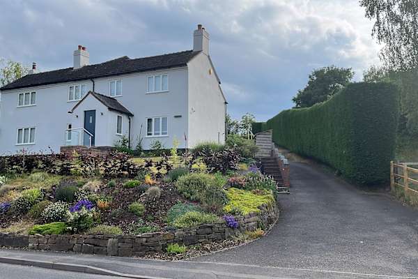 House sit in Derby, United Kingdom