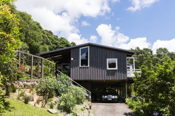 House sit in Red Beach, New Zealand