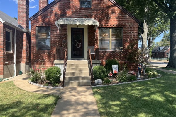 House sit in St. Louis, MO, US