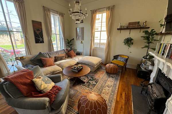 House sit in New Orleans, LA, US