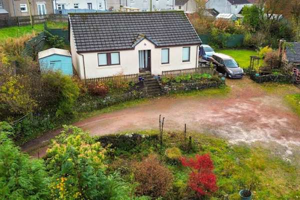 House sit in Kilsyth, United Kingdom