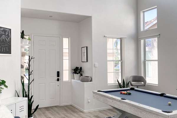 House sit in Las Vegas, NV, US