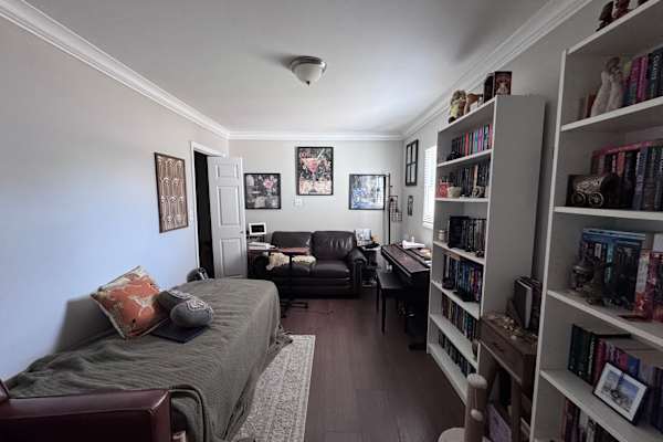 House sit in Torrance, CA, US
