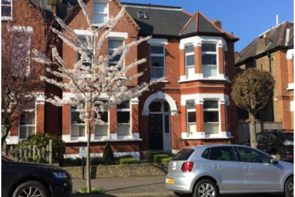 House sit in London, United Kingdom
