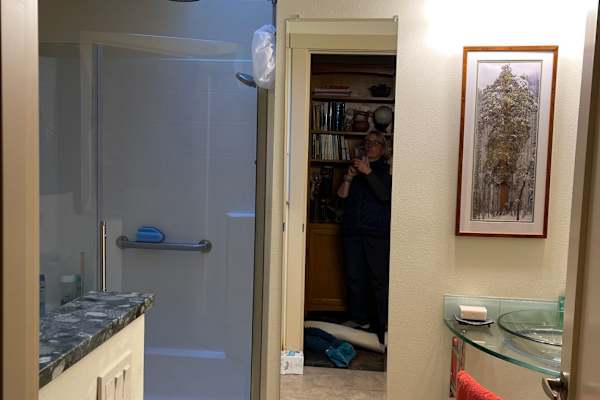 House sit in Freeland, WA, US