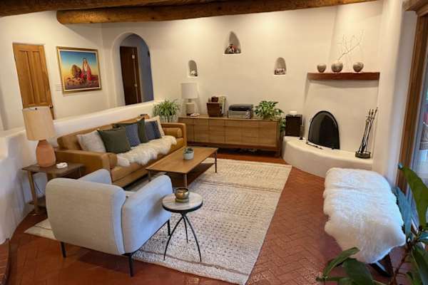 House sit in Corrales, NM, US