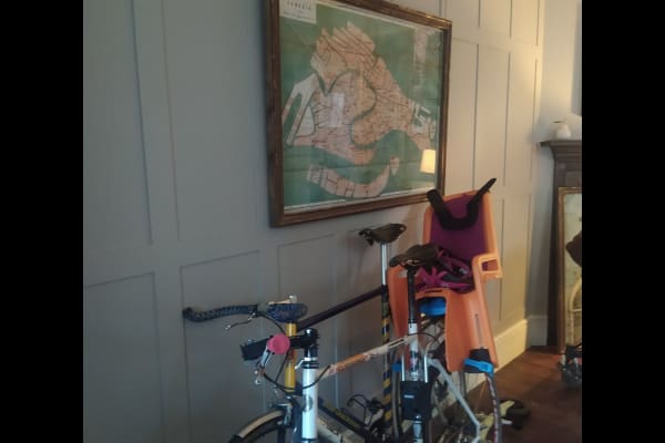 House sit in Richmond, United Kingdom