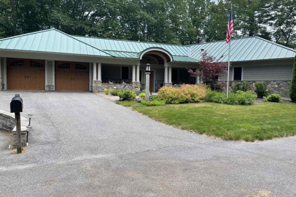 House sit in Saco, ME, US