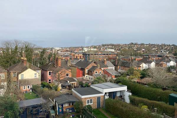 House sit in Guildford, United Kingdom