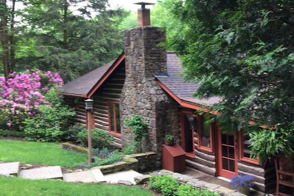 House sit in Ligonier, PA, US