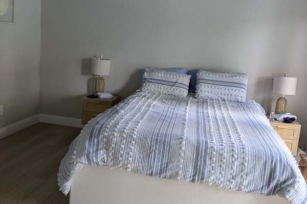 House sit in El Cajon, CA, US