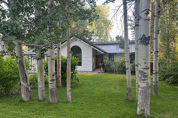 House sit in Sun Valley, ID, US