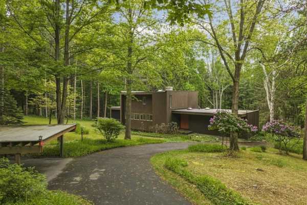 House sit in Ithaca, NY, US