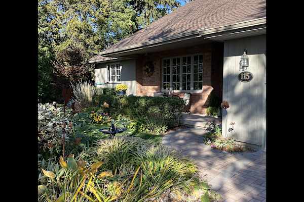 House sit in Niagara-on-the-Lake, ON, Canada