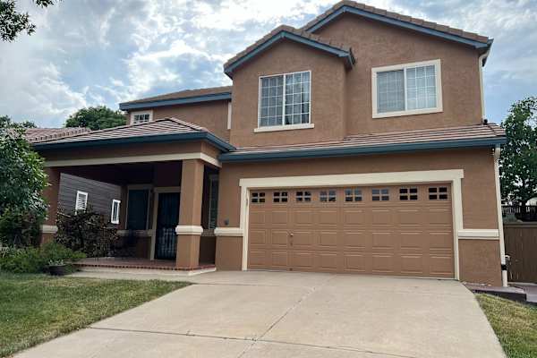 House sit in Highlands Ranch, CO, US