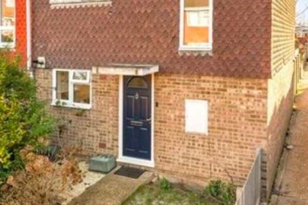 House sit in Surbiton, United Kingdom