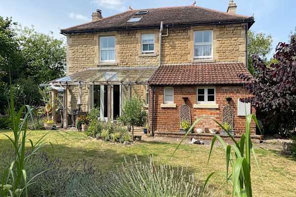 House sit in Bradford-on-Avon, United Kingdom