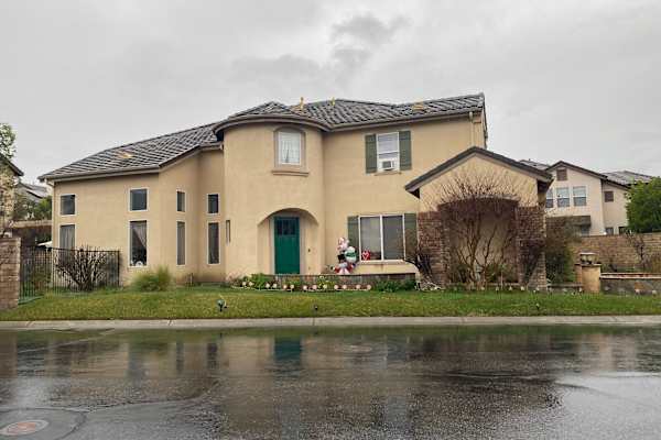 House sit in Simi Valley, CA, US