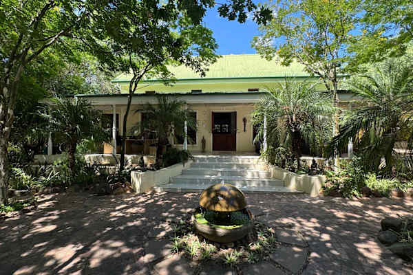 House sit in Riebeek-Kasteel, South Africa