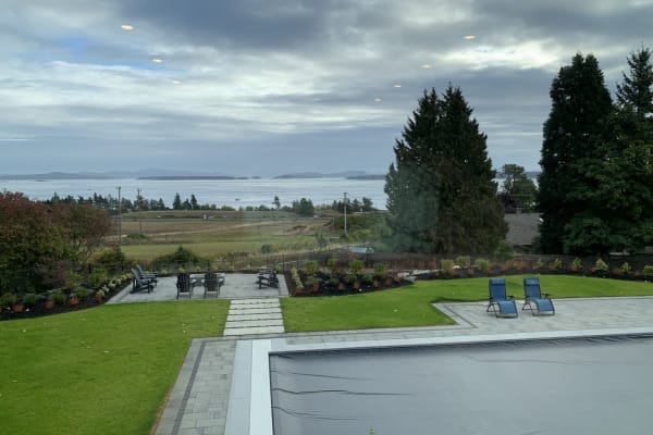 House sit in Victoria, BC, Canada